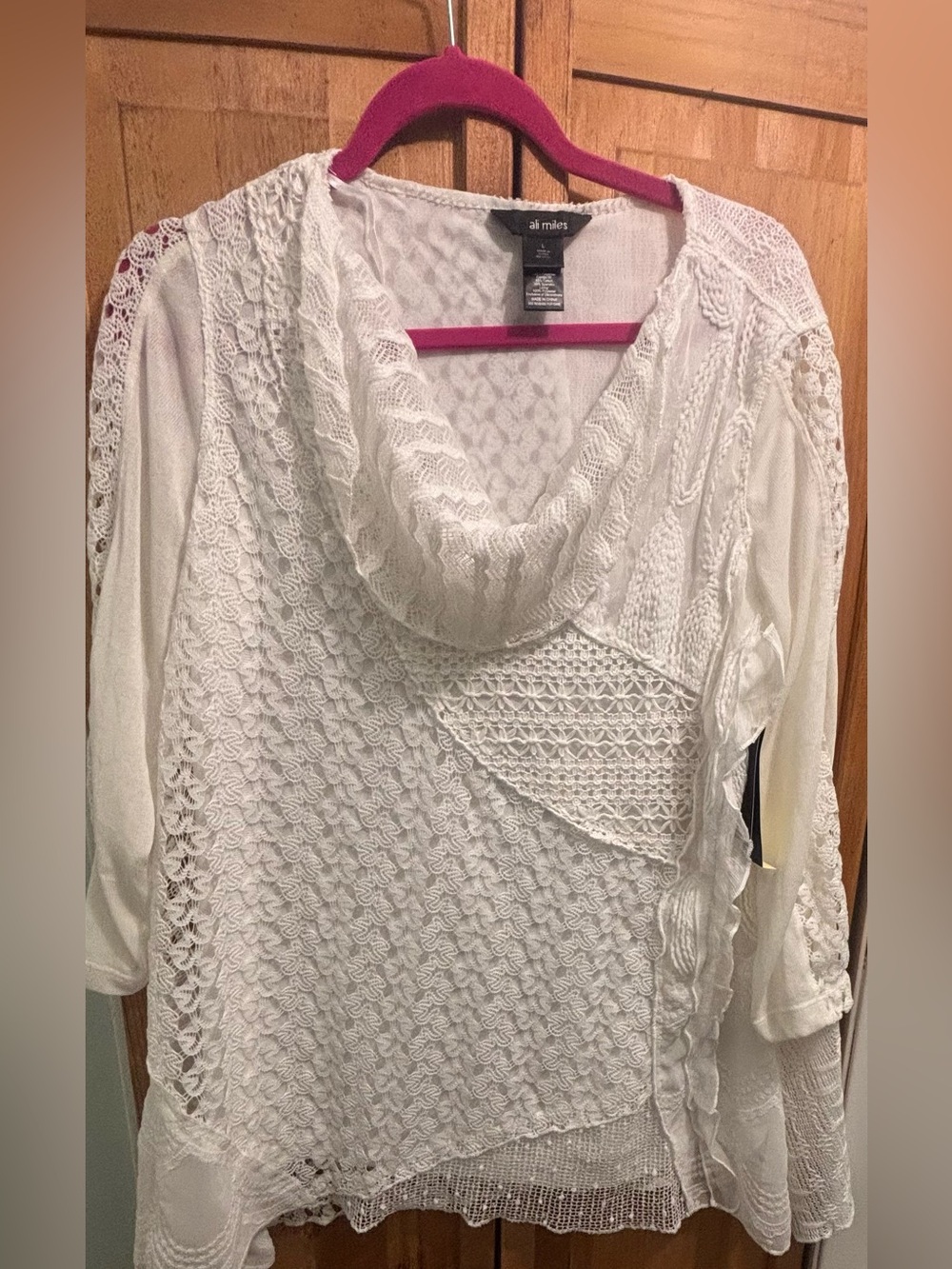 Ali Miles White Lace Knit Cowl-Neck Tunic Top